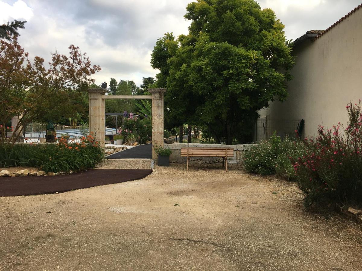 Jardin D'Arcy - Chambres D'Hotes Avec Piscine Et Spa Bois Εξωτερικό φωτογραφία